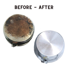 Load image into Gallery viewer, Carbon Kleen Carbon &amp; Grease Remover, 15oz can
